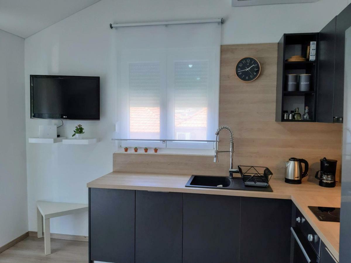 Apartment Pepina Vodice Buitenkant foto