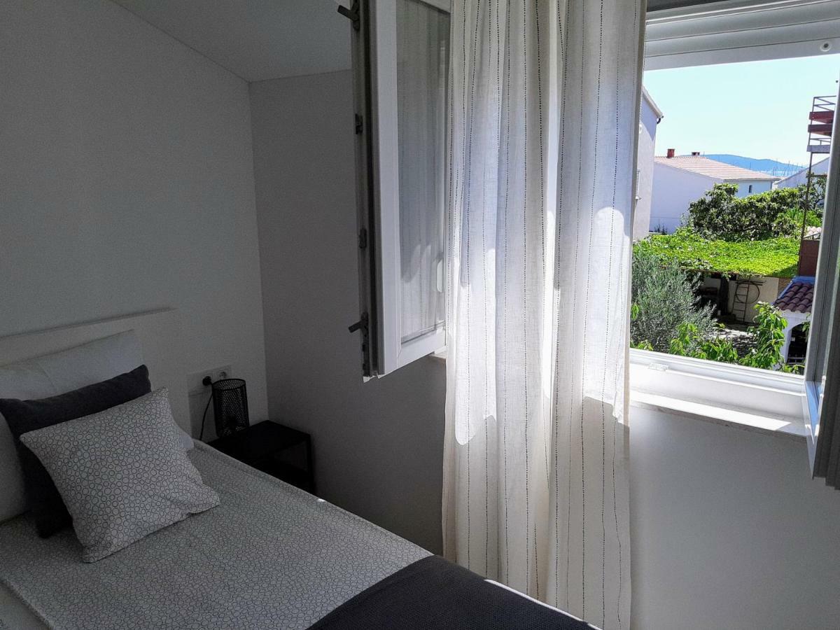 Apartment Pepina Vodice Buitenkant foto