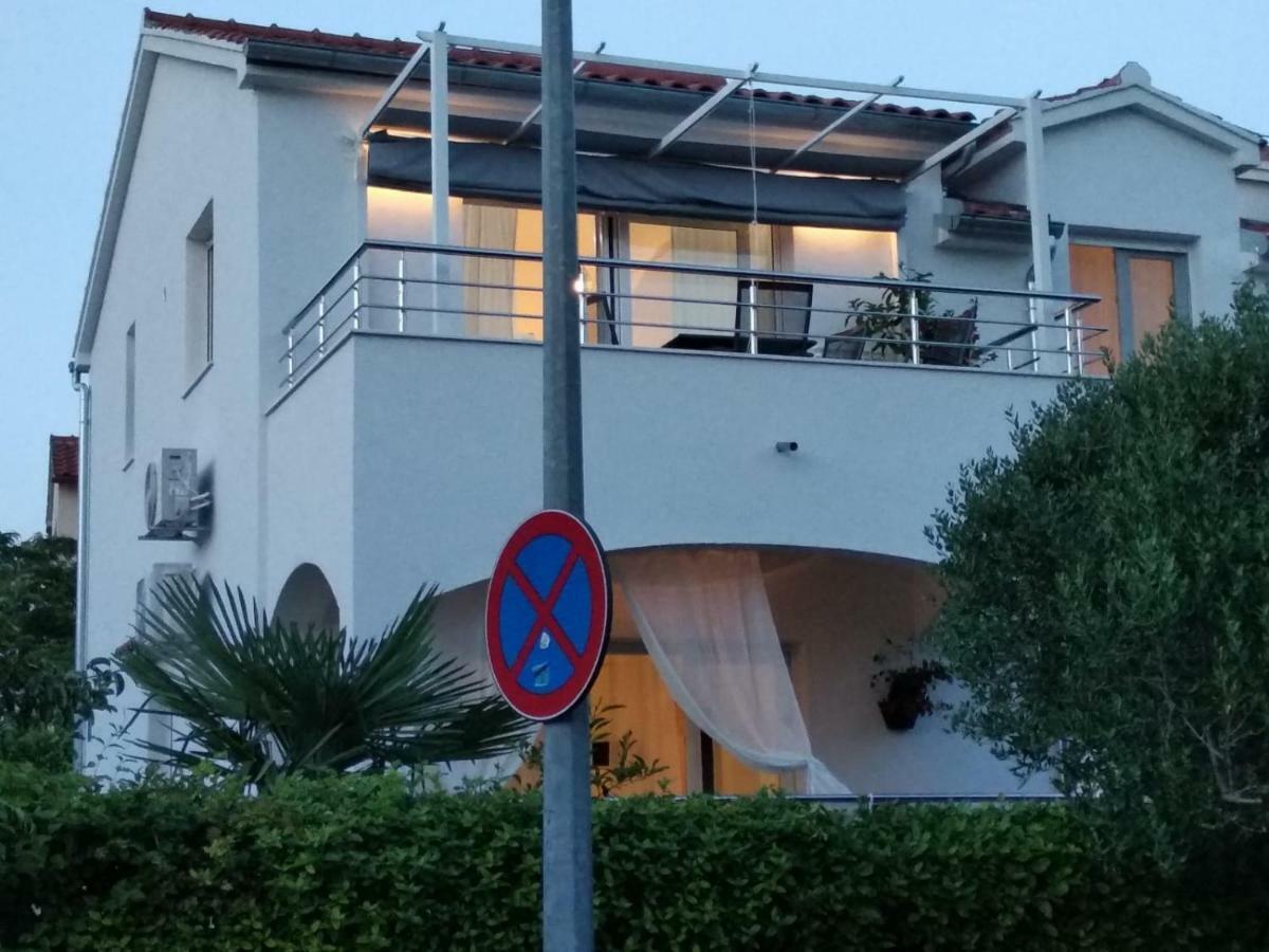 Apartment Pepina Vodice Buitenkant foto